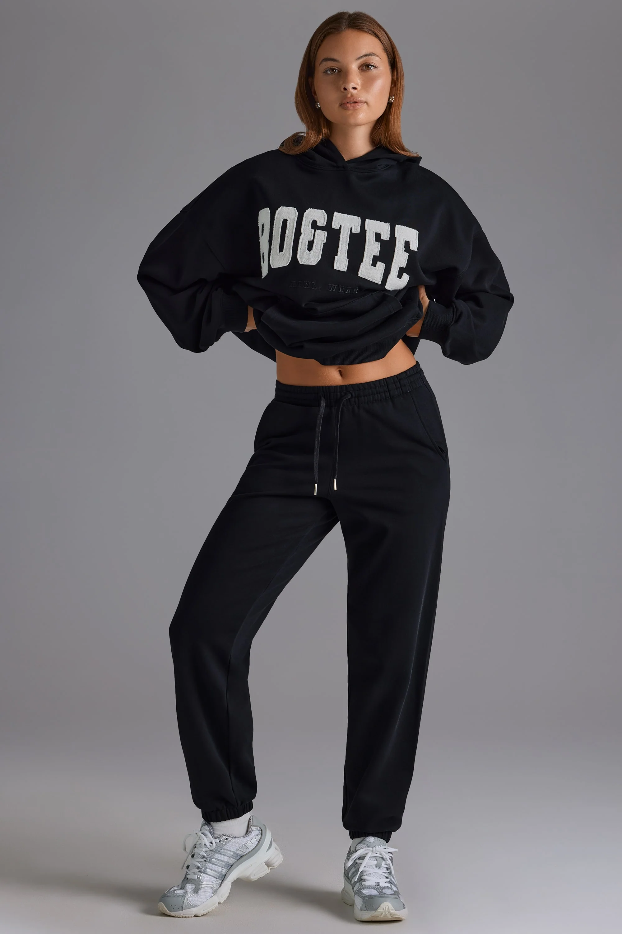 Soft Cotton Jersey Relaxed Mid-Rise Joggers in Black - Image 6