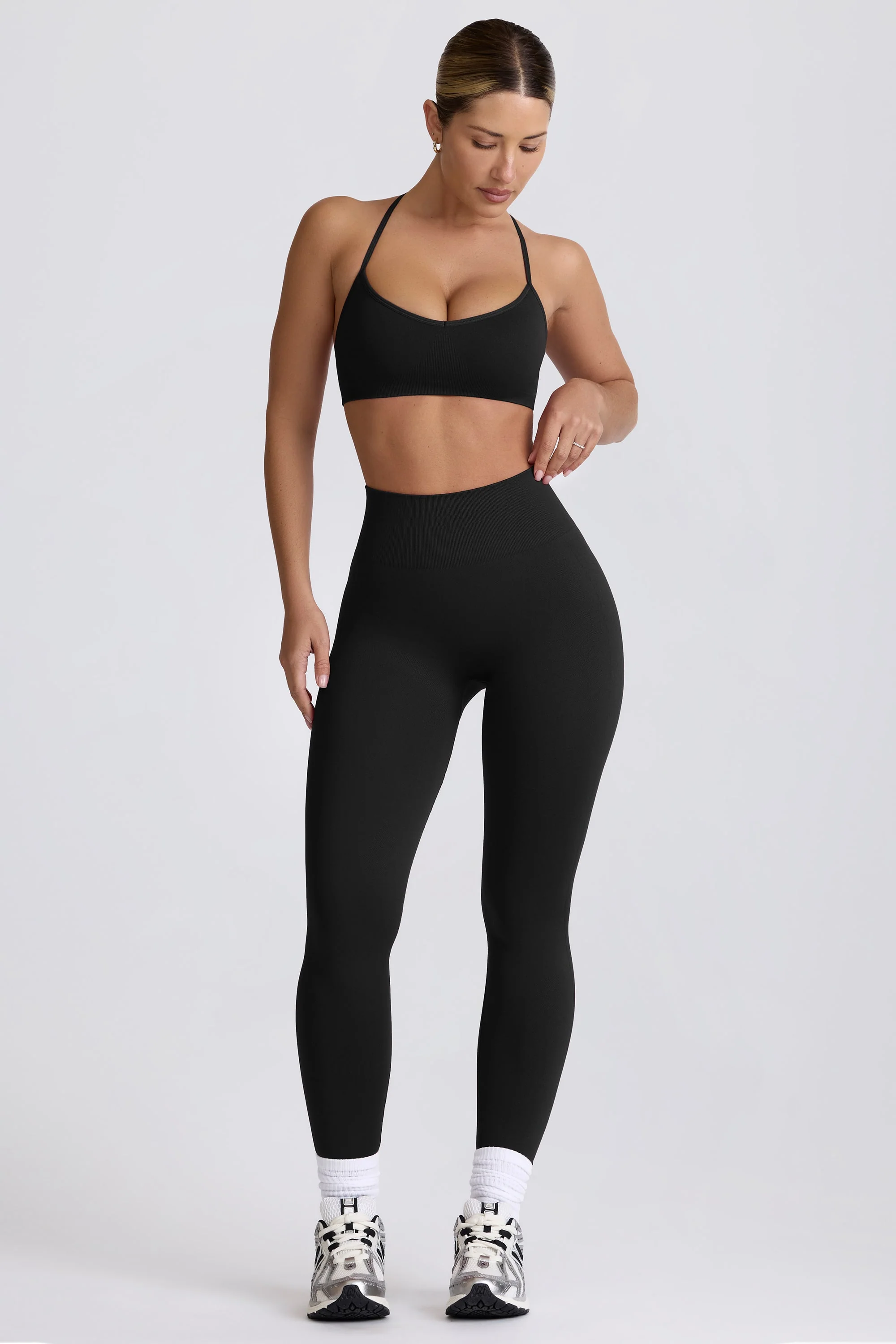 Super Sculpt Seamless Leggings in Black - Image 8